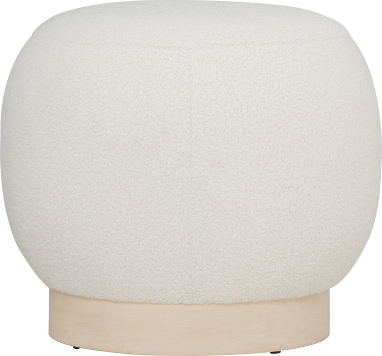 Stella Ottoman