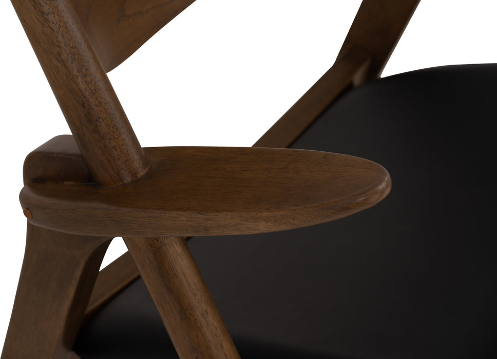 Camry Lounge Chair