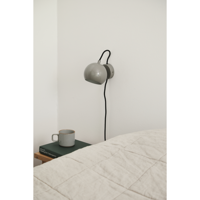 SLUG GREY WALL LAMP