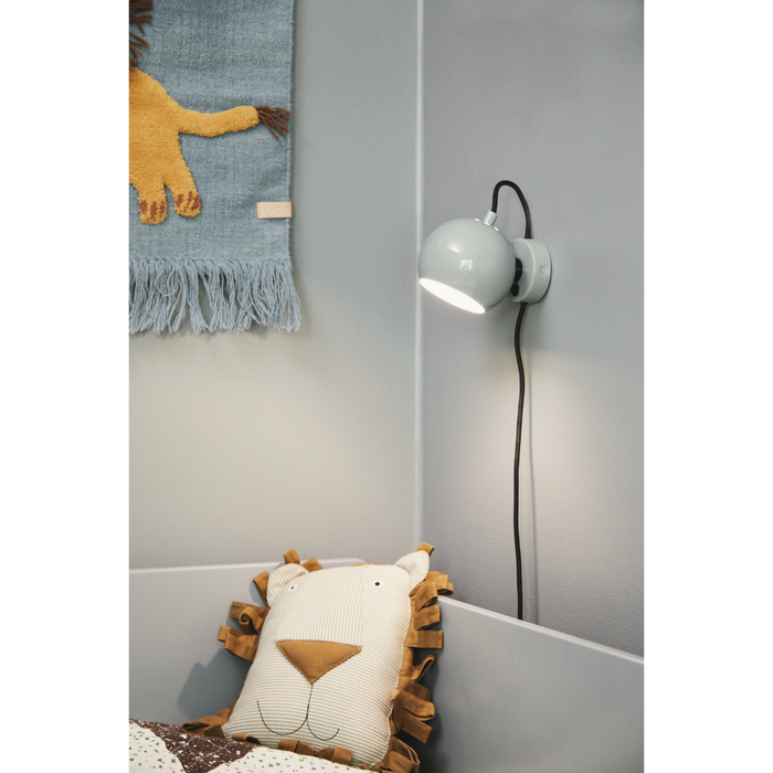 SLUG GREY WALL LAMP