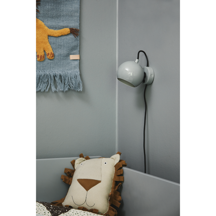 SLUG GREY WALL LAMP